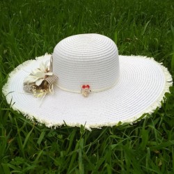 Broche souris en émail rouge et strass blanc sur chapeau